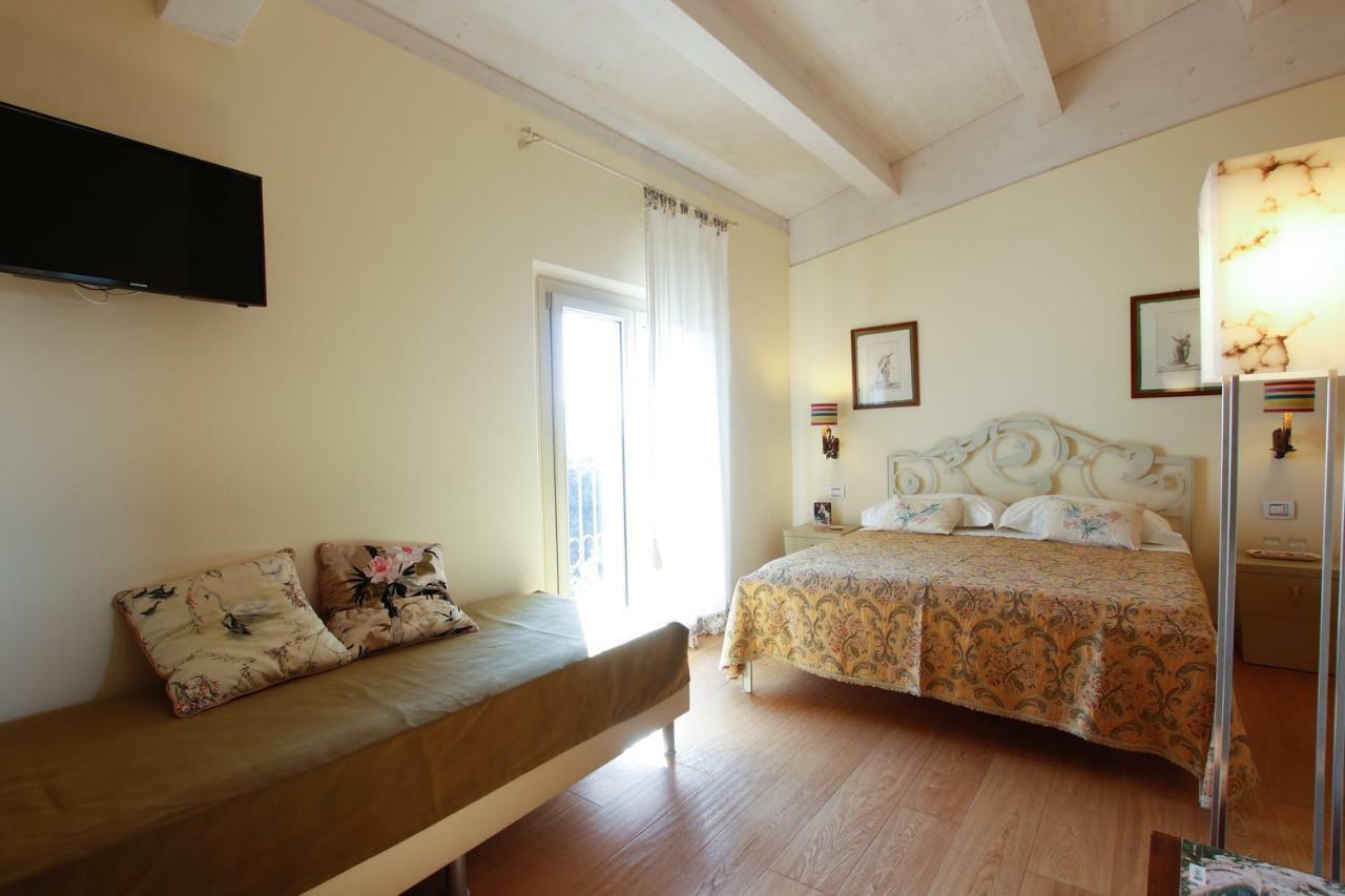 B&B Villa Fioreconero Montacuto Exterior photo